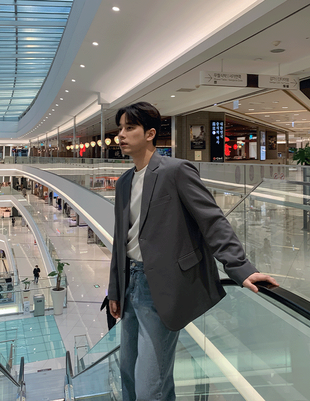제이콥 투버튼 블레이져
